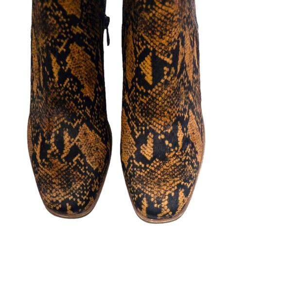 Sofft Canelli Snake Print Calf Hair Square Toe Heeled Ankle Boots 8 Women's - Picture 3 of 10